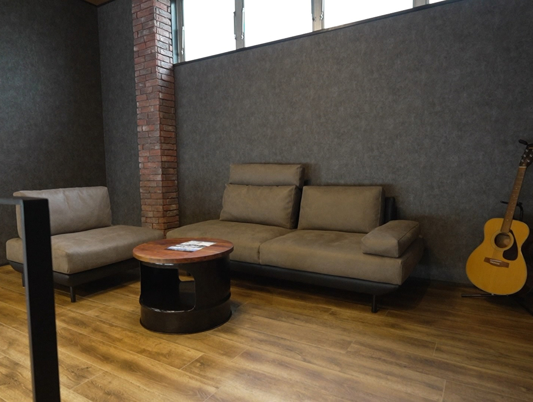 フロッグオート 企業情報