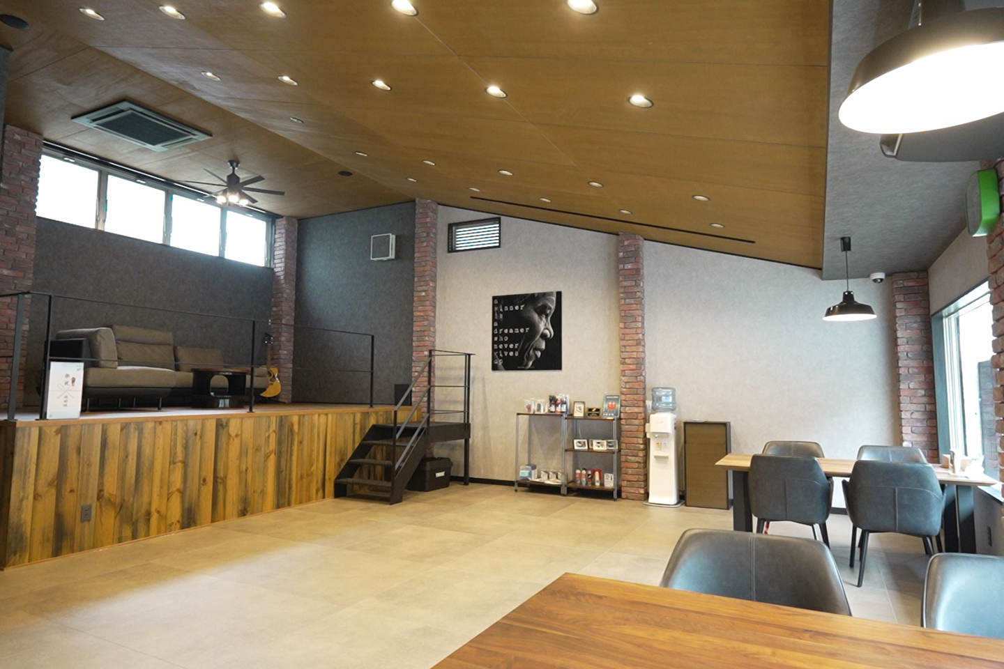 岐阜県高山市フロッグオート